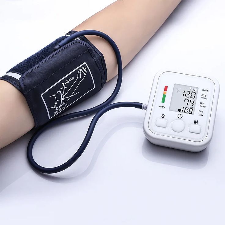 7 Common Mistakes When Using a Blood Pressure Monitor (And How to Avoid Them) - Ammpoure