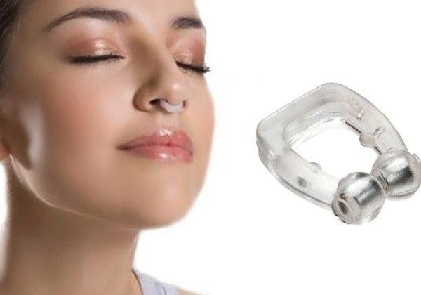 Do Nose Clips Actually Work for Snoring? Here’s the Real Deal. - Ammpoure
