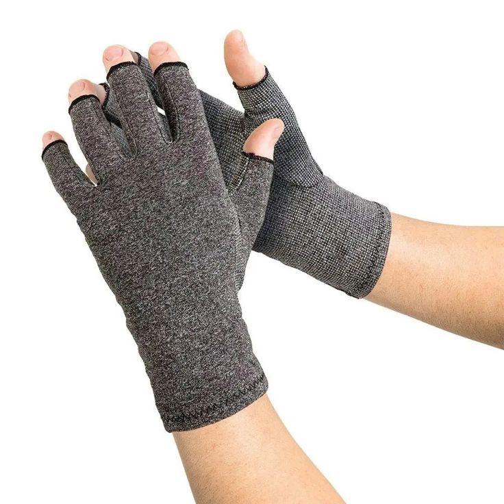 From Knitting to Cooking: Why My Arthritis Gloves Are My Everyday Sidekick. - Ammpoure
