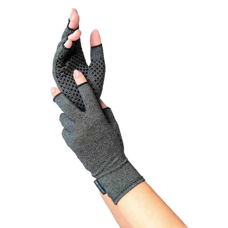 I Work with My Hands. Here’s Why I Rely on Compression Gloves Daily. - Ammpoure