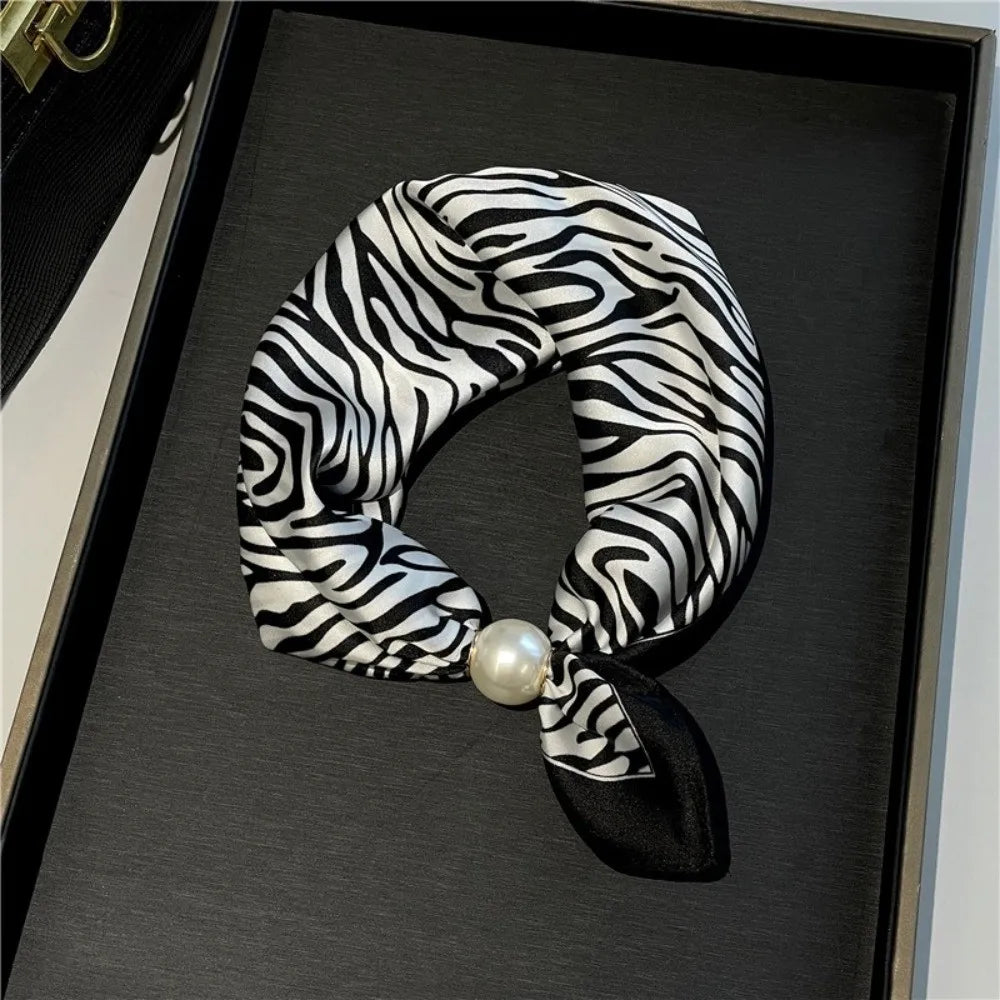 New Pearl Buckle Silk Scarf Canada Printed Thin Neck Scarf Lightweight Soft Neckerchief for Women