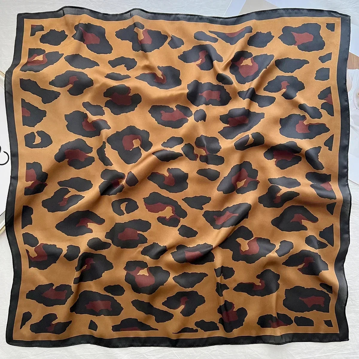Luxury Design Print Silk Square Scarf Canada Women Soft Satin Horse Hairband Neckerchief Office Hijab Headband Foulard Bag Ribbon Gift