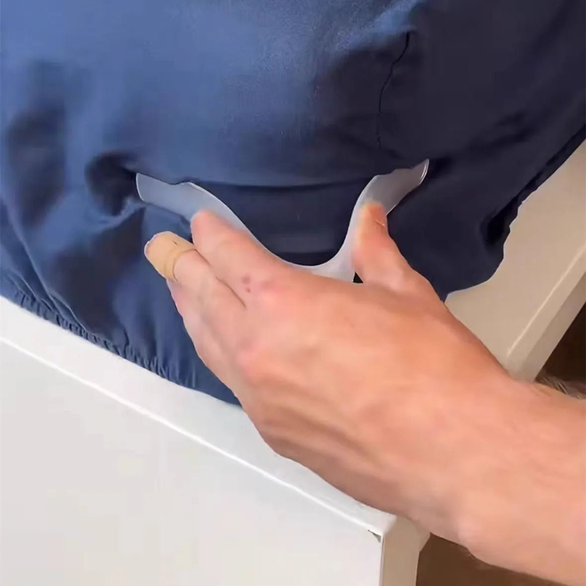 Universal Bedsheet Corner Tightener Clips Invisible Bedspread Secure Holder with Heavy - Duty Mattress Straps Sheets Slot Locks - Ammpoure