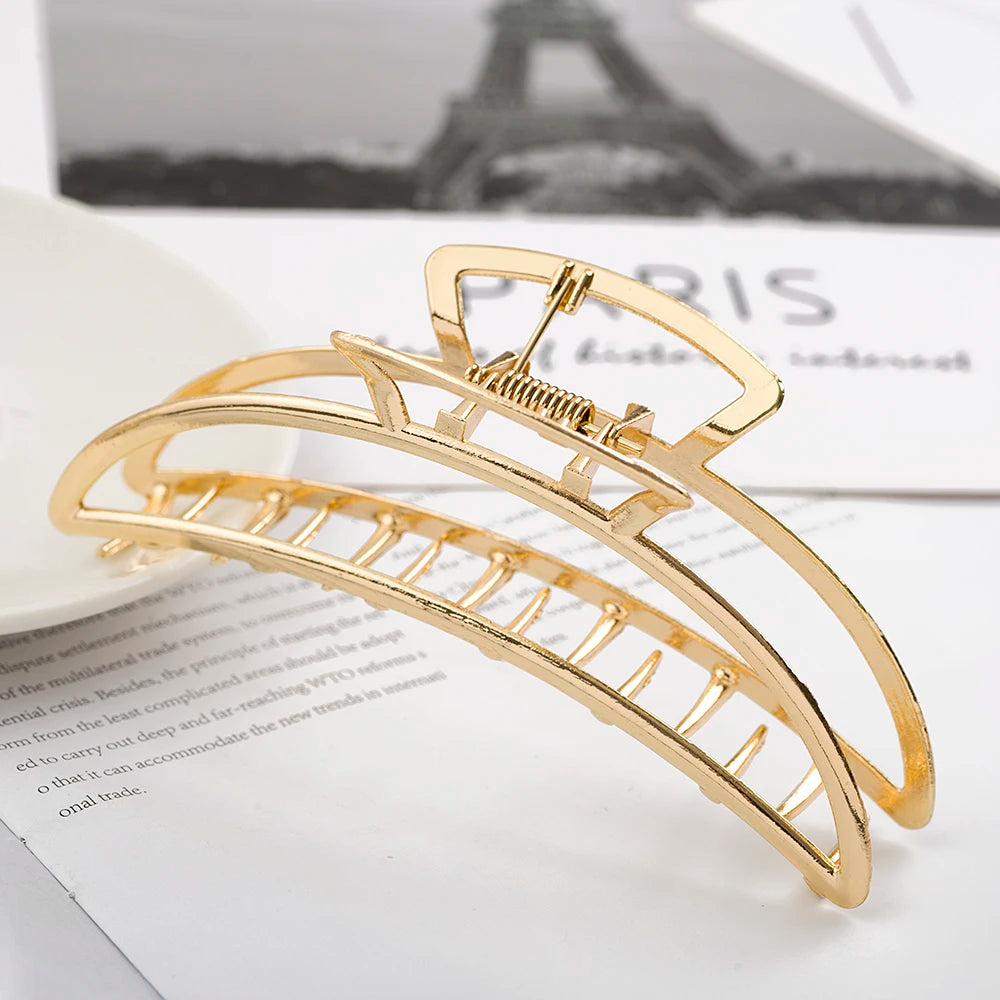 New Elegant Women Metal Hair Claw Crab Gold Hollow Hairpin Geometric Vintage Hair Clips Barrettes Headband Hair Accessories
