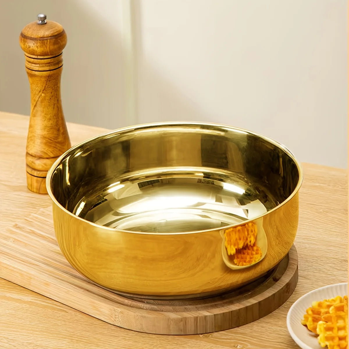 Golden Stainless Steel Mixing Bowl Canada Corrosion-Resistant Bowl for Kneading Dough, Eating Noodles & Washing Vegetables