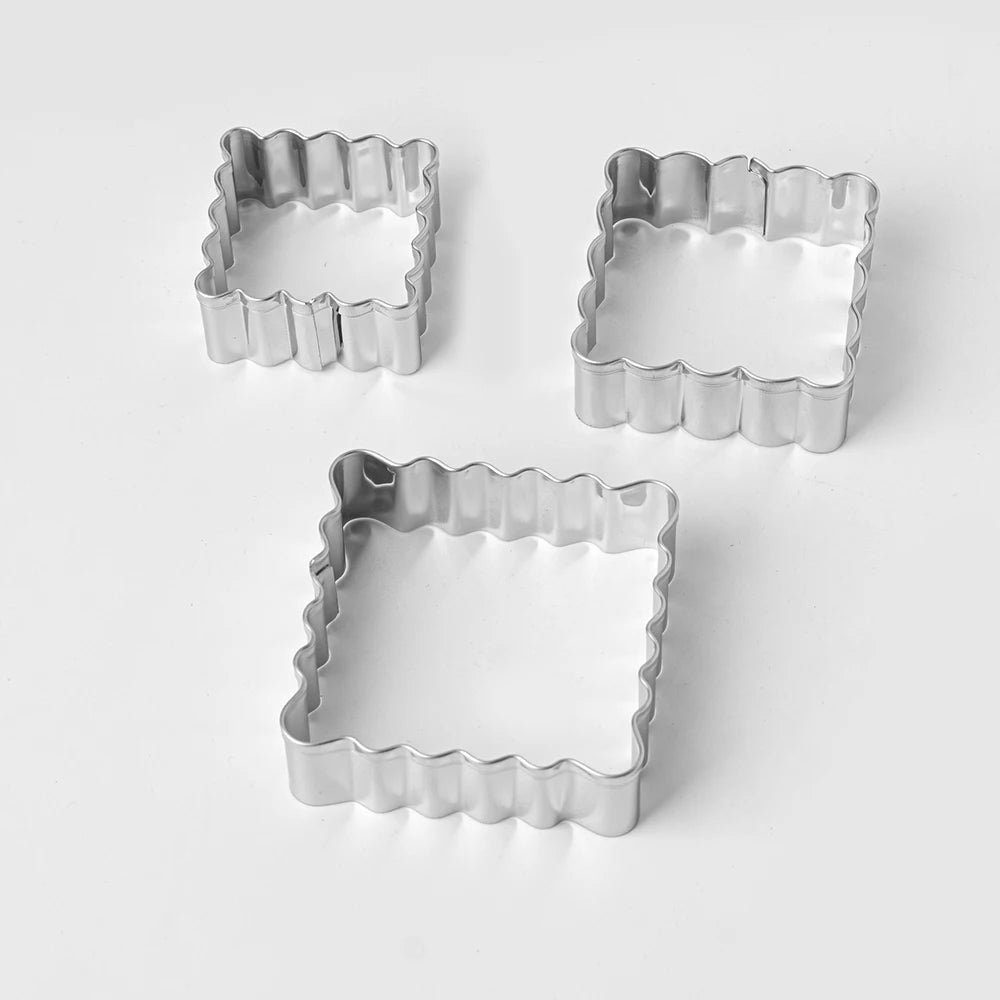 6PCS Cookie Cutter Set USA Food-Grade Stainless Steel Scalloped Square & Rectangle Shapes, Sandwich & Fondant Molds for Home Baking