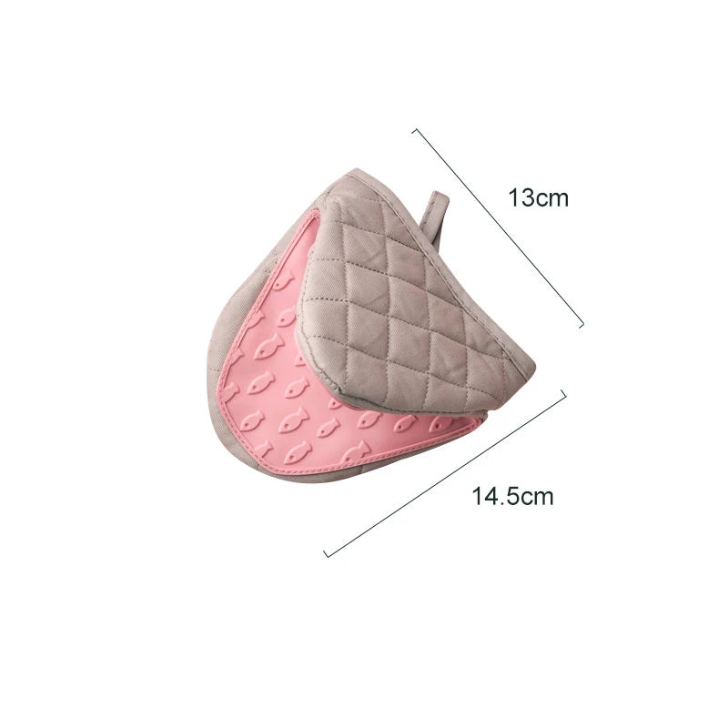 USA Oven Mitts Fish Shape, Anti-Scald, Heat Resistant Kitchen Gloves, Multi-Use As Tray Gripper & Pot Holder