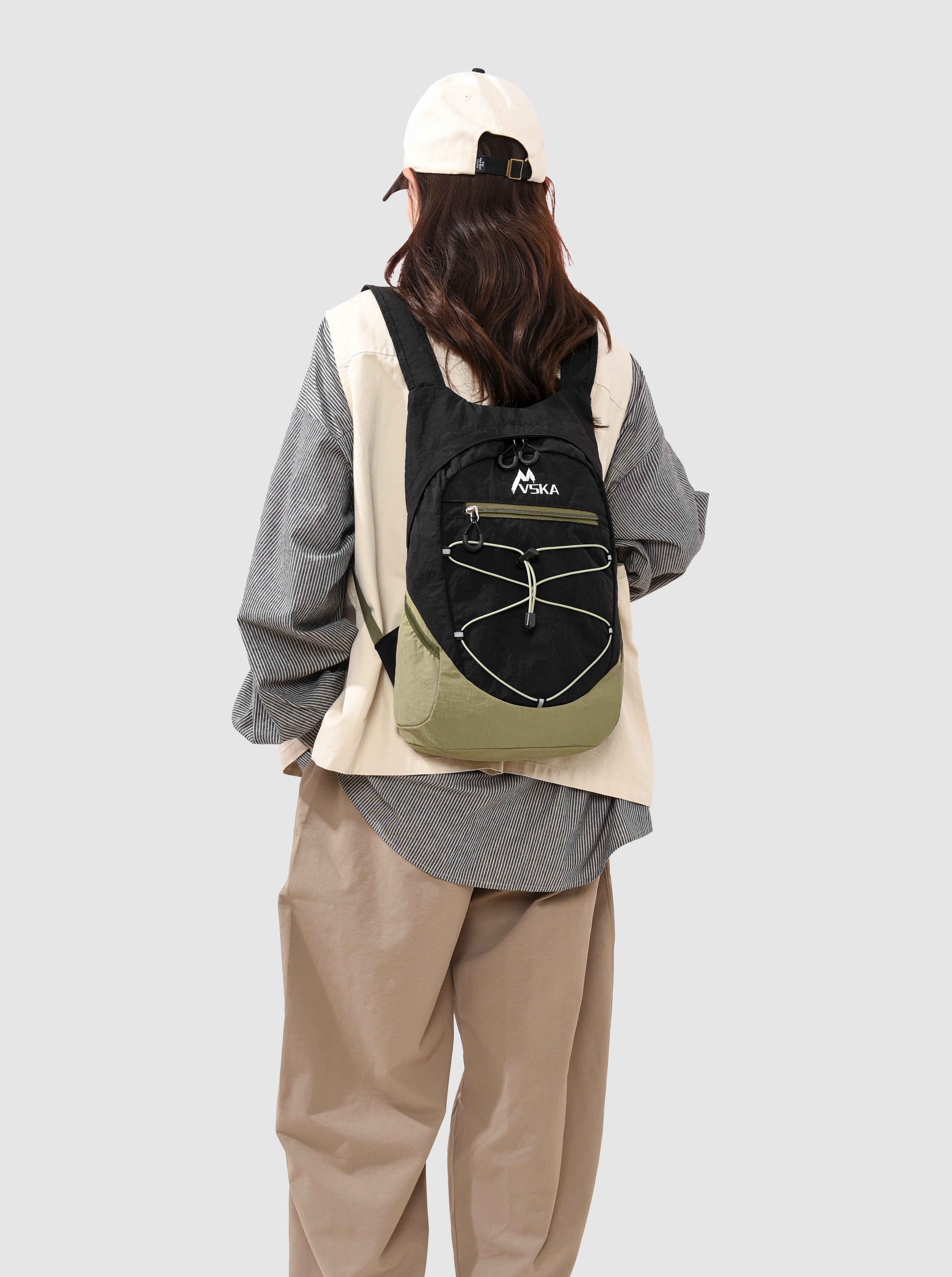 Outdoor Hiking Backpack Canada Lightweight Foldable Water-Repellent Multi-Pocket Rucksack for Travel & Sports