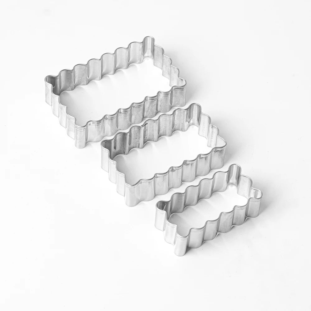 6PCS Cookie Cutter Set USA Food-Grade Stainless Steel Scalloped Square & Rectangle Shapes, Sandwich & Fondant Molds for Home Baking