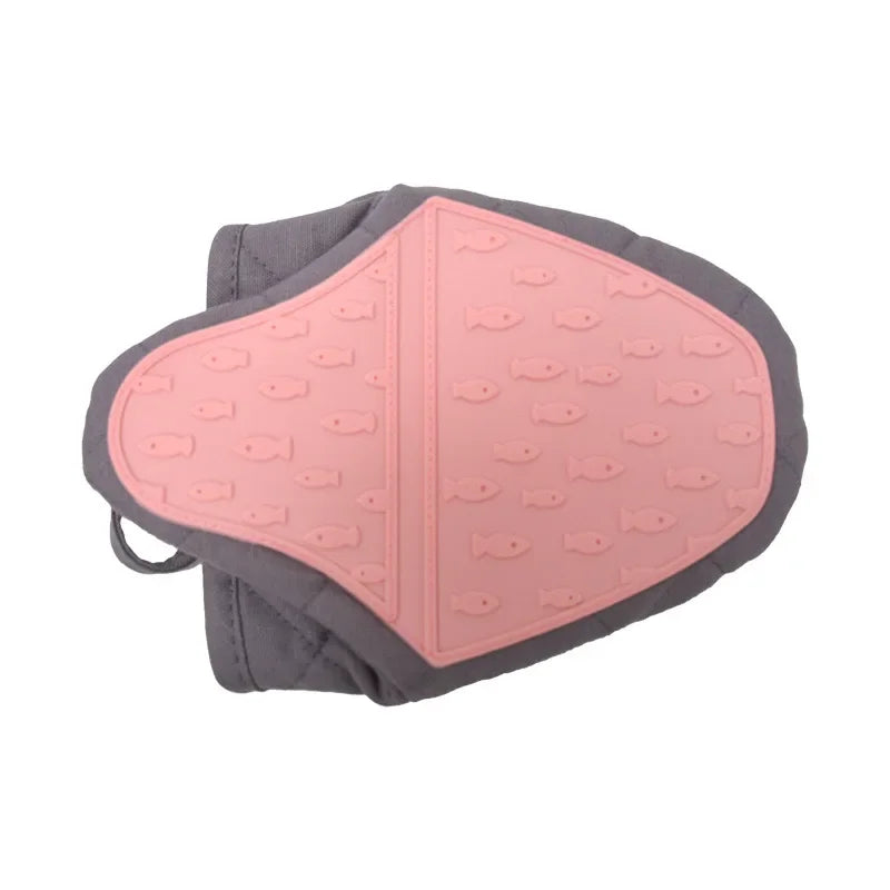 USA Oven Mitts Fish Shape, Anti-Scald, Heat Resistant Kitchen Gloves, Multi-Use As Tray Gripper & Pot Holder