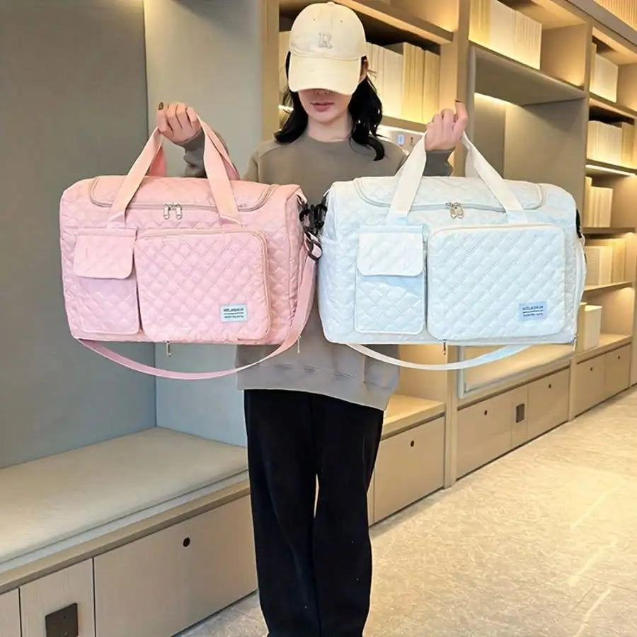 Women’s Large-Capacity Duffel Bag USA with Shoe Compartment, Waterproof Expandable Gym & Travel Bag