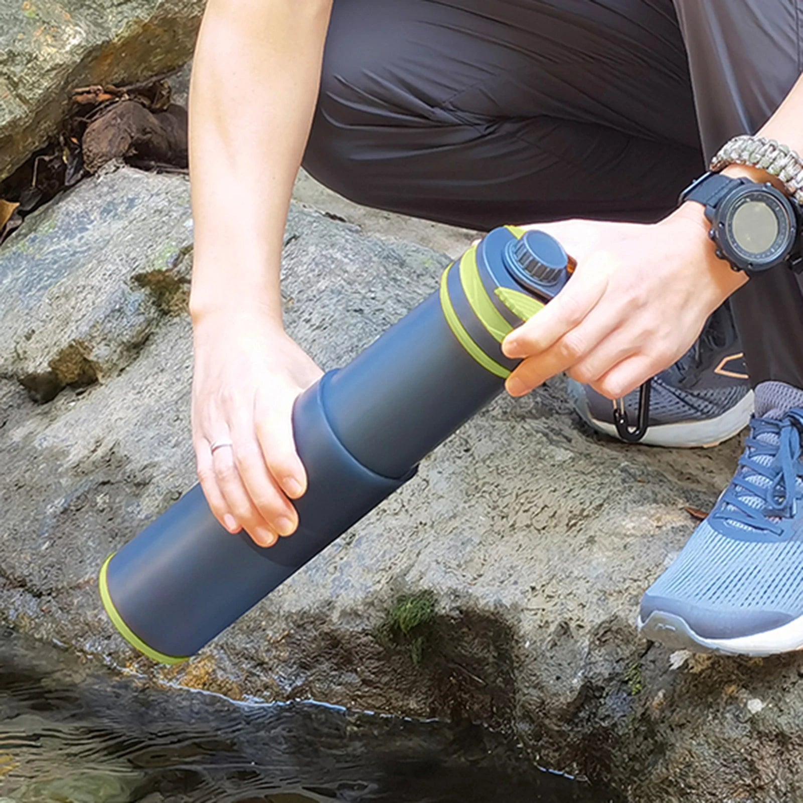 Outdoor USA Water Purifier Hiking Camping and Travel Water Filter Bottle Clearly Filtered Water Bottle Ultra-Fine Filter