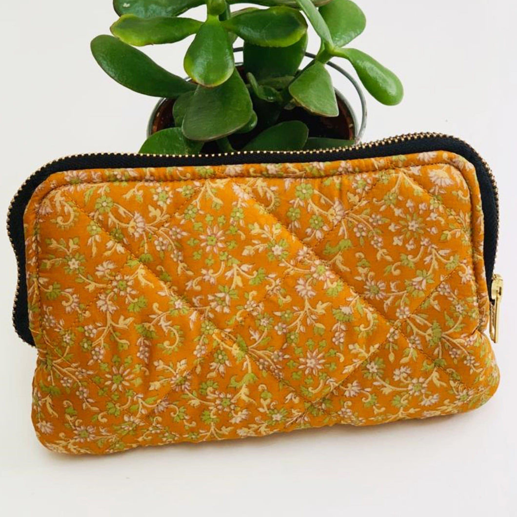 Premium Recycled Silk Make-up Bag (One-Off Print) - Ammpoure London