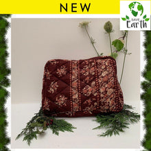 Load image into Gallery viewer, Premium Recycled Silk Washbag (One-Off Print) All - Ammpoure London
