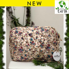 Load image into Gallery viewer, Premium Recycled Silk Washbag (One-Off Print) - Ammpoure London
